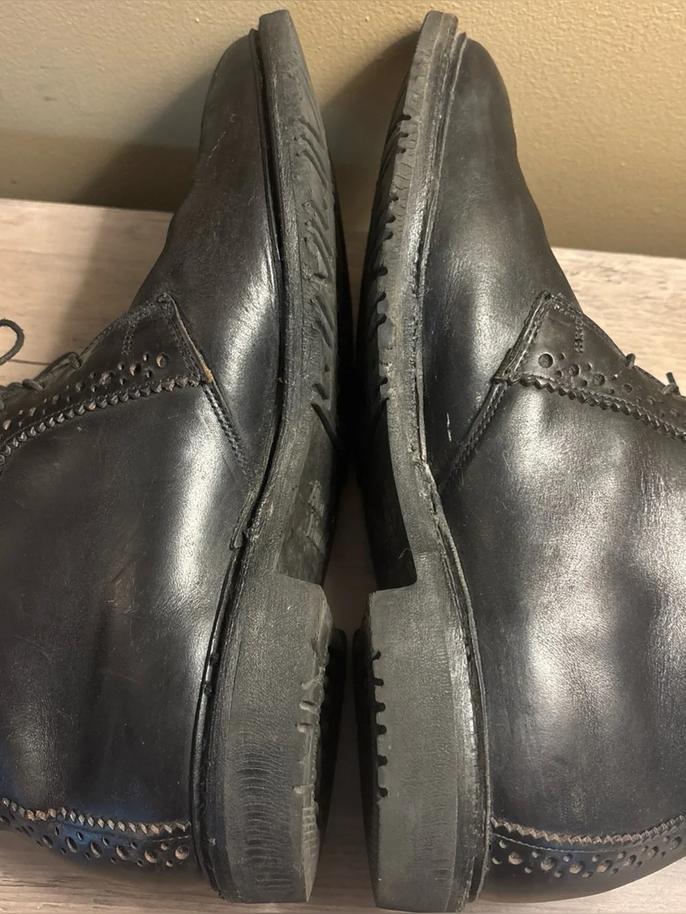 Allen Edmonds “Bellevue” Size 11 Black Chukka Boots